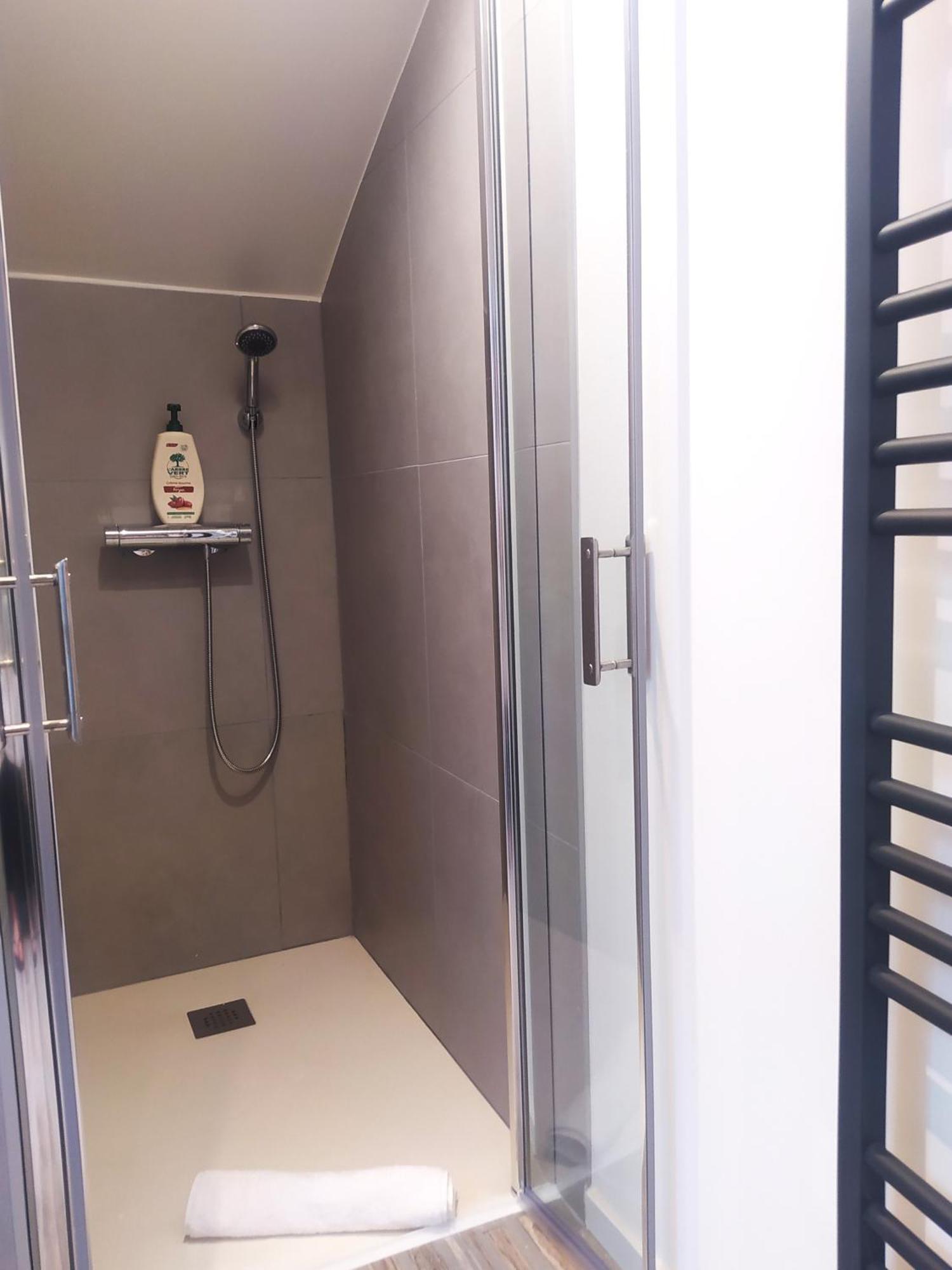 Suite Mansardee Independante, 25Min Lyon-Villefranche Chazay-d'Azergues المظهر الخارجي الصورة