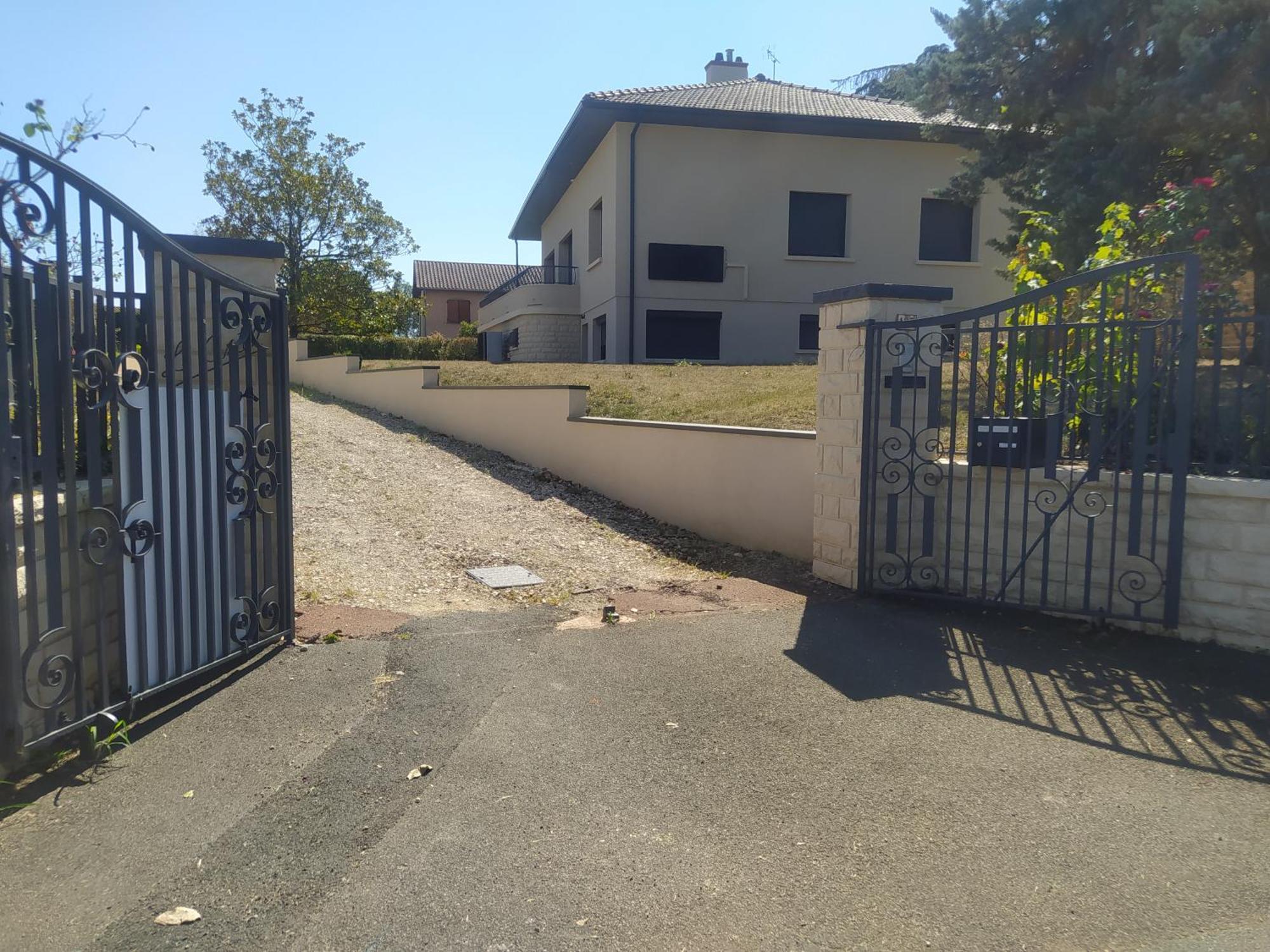 Suite Mansardee Independante, 25Min Lyon-Villefranche Chazay-d'Azergues المظهر الخارجي الصورة